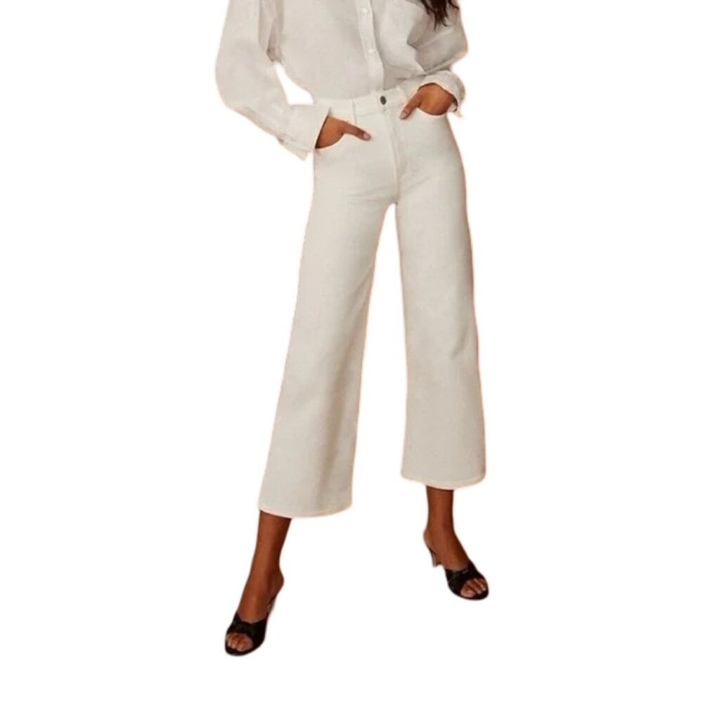 Aritzia Denim Forum The Joan Wide Leg White Jeans | Size 26